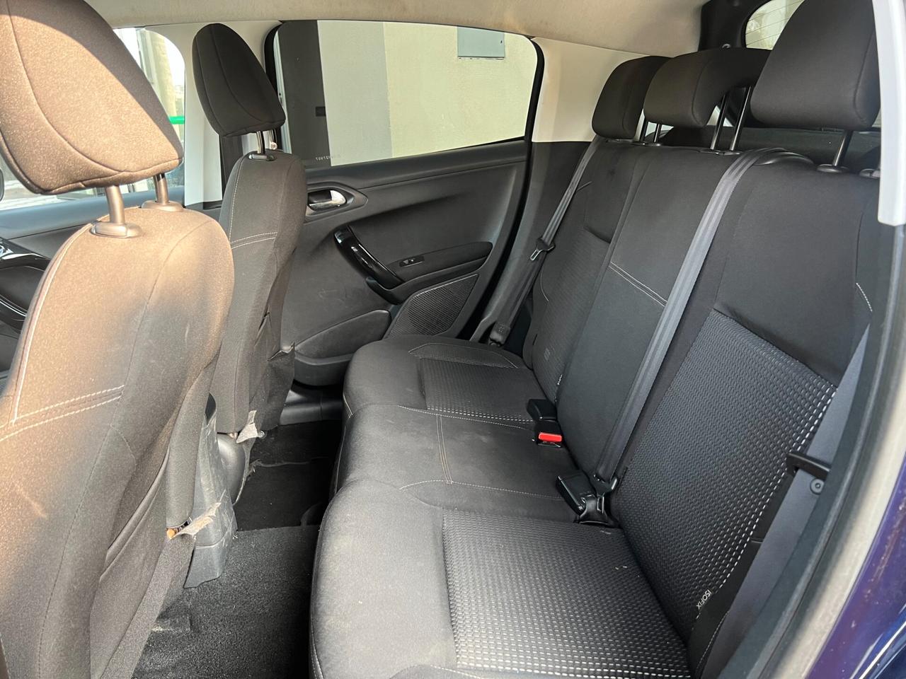 Peugeot 208 PureTech 82 5 porte Allure