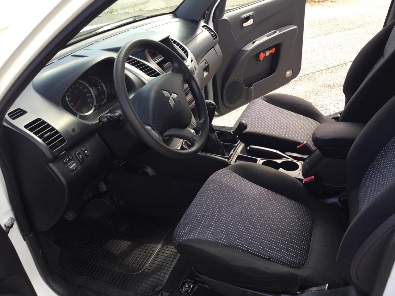 Mitsubishi L200 2.5 DI-D/178CV DC Intense Plus DPF