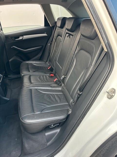 Audi Q5 2.0 TDI 4X4 GANCIO DI TRAINO