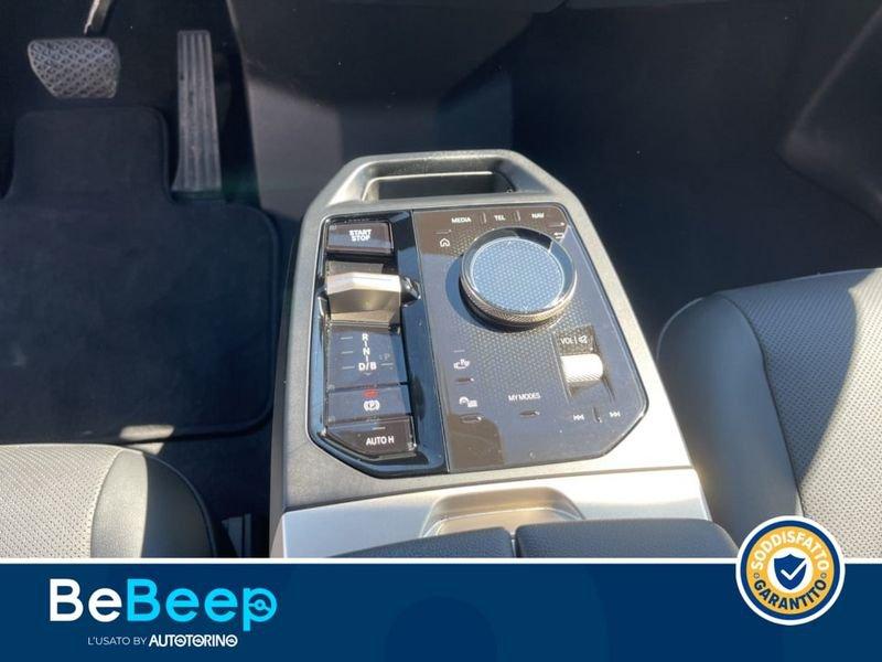BMW iX XDRIVE40 PACCHETTO SPORTIVO