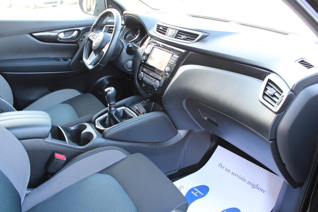 Nissan Qashqai 1.5 dci N-Connecta 115cv TETTO INTELLIGENT PARKING
