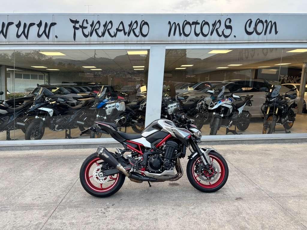 Kawasaki 900 Z 2024 / KM 6.000 Tua a solo 74 Euro al mese