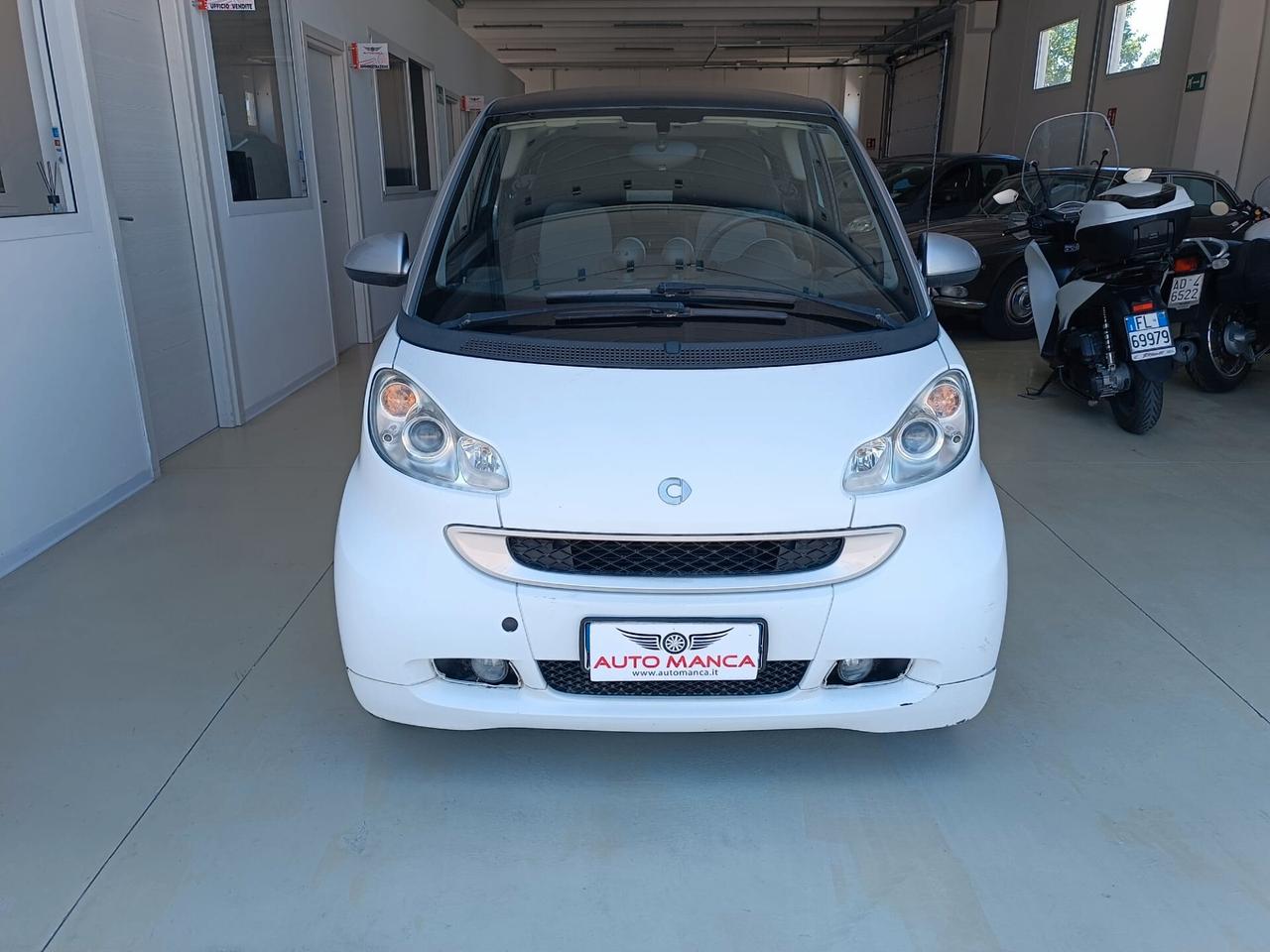Smart ForTwo 1000 52 kW MHD coupé passion