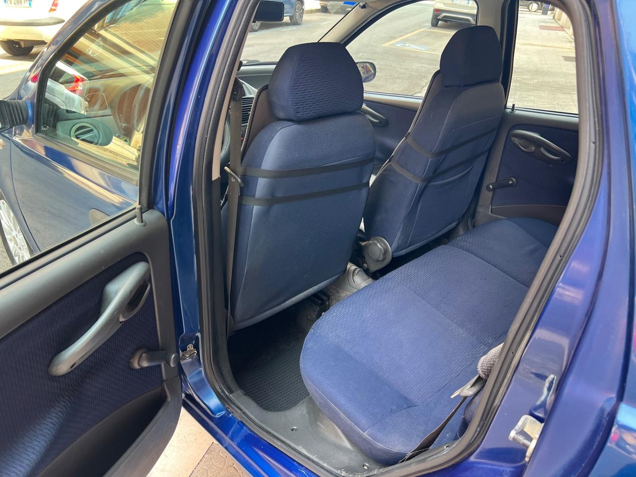 Fiat Punto 1.2i cat 5 porte ELX