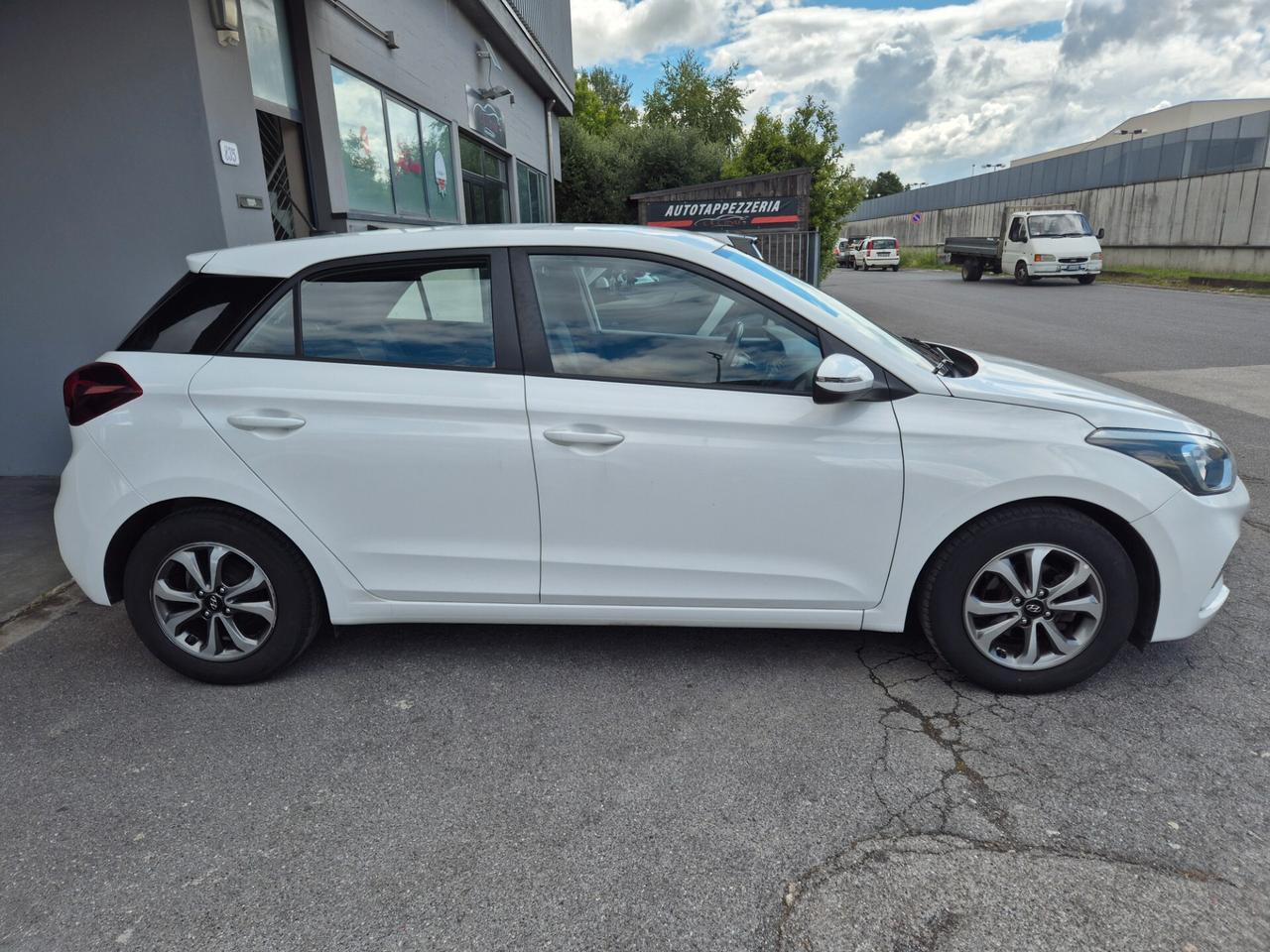 Hyundai i20 1.2 5 porte Econext Connectline GPL