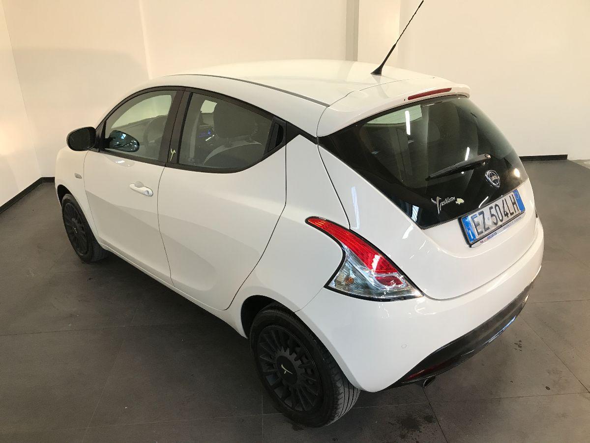 LANCIA Ypsilon 1.2 69 CV 5p. Mya