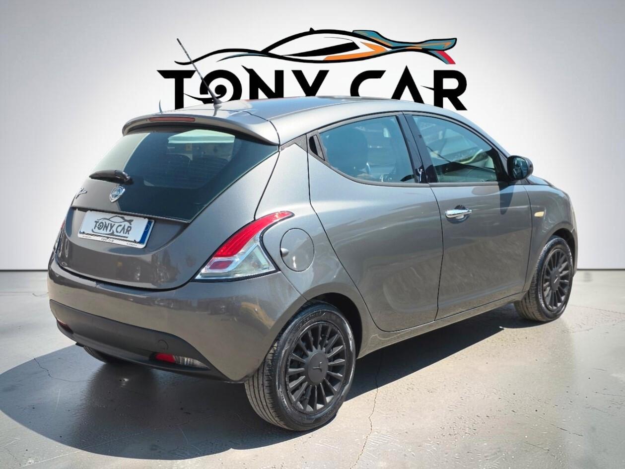 LANCIA YPSILON 1.2 GPL - 2011
