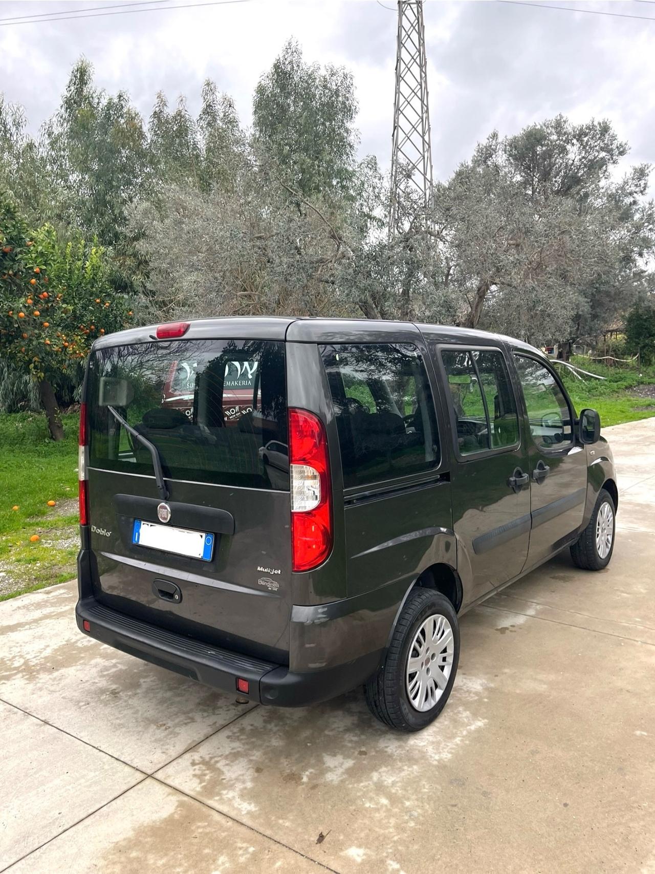Fiat Doblo 1.3 MTJ 85CV EURO4 AUTO 7 POSTI INTROVABIL LEGGI