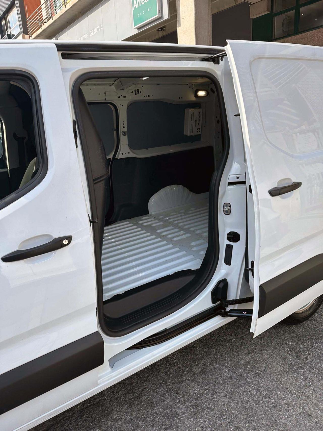 Opel Combo Cargo Lungo L2H1 1.5D 75KW S/S EDITION 2.4 T
