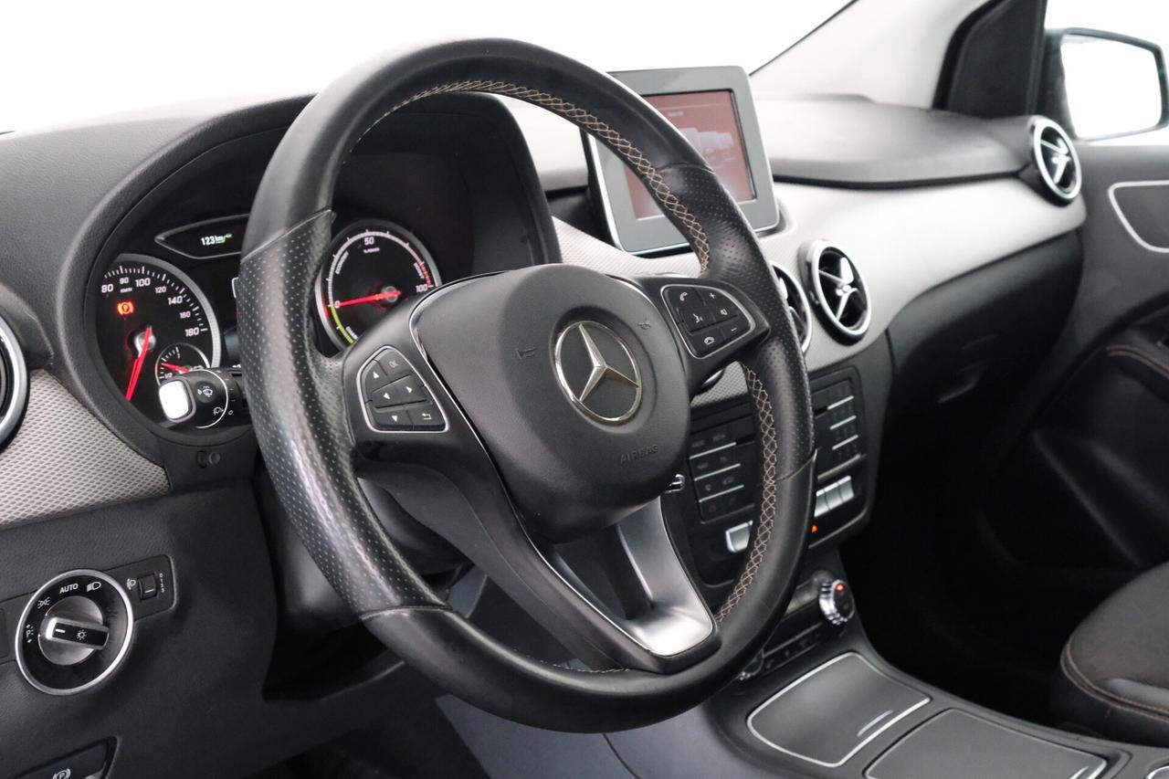 Mercedes-benz B Electric Drive con CERCHI IN LEGA e MATRIX LIGHTS