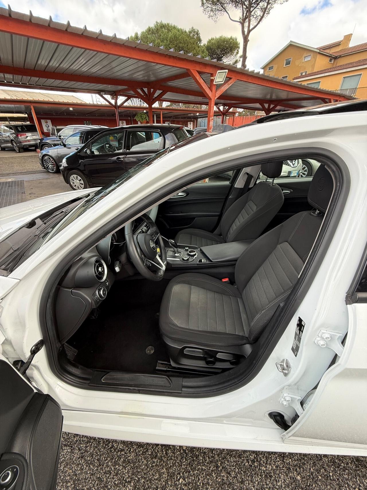 Giulia 2.2 150 CV-automatica-veloce -tetto-unipro-