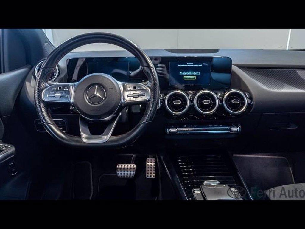 MERCEDES B 200 d premium auto del 2020