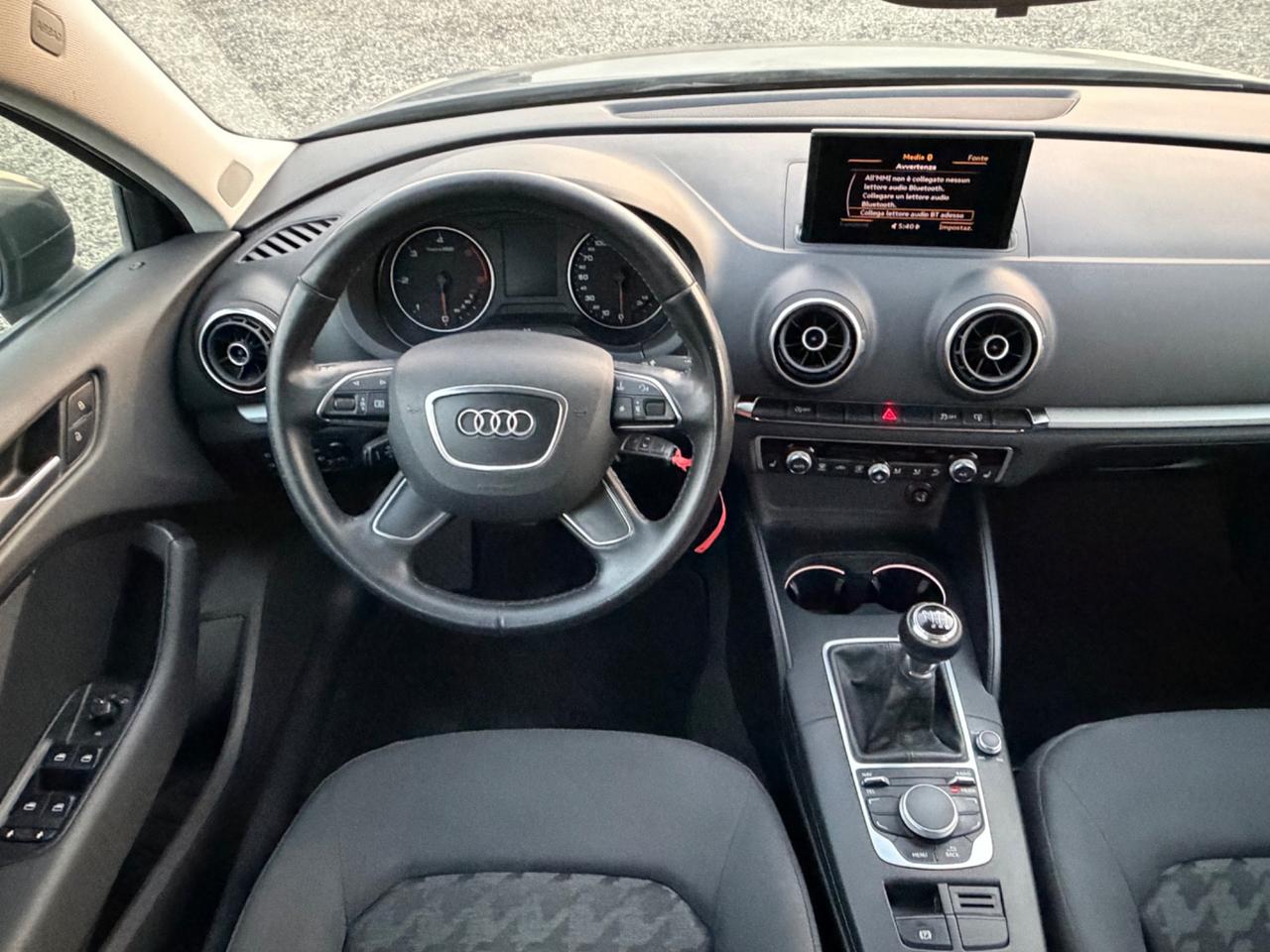 Audi A3 SPB 1.6 TDI clean diesel Attraction