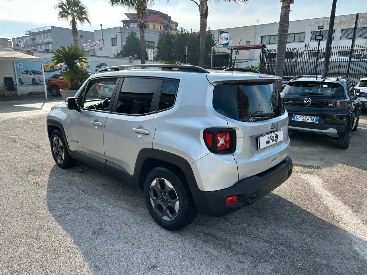 Jeep Renegade 1.6 Mjt DDCT 120 CV Business