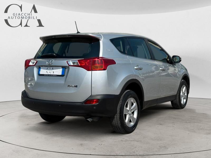 Toyota RAV4 5 Porte Rav4 2.0 d-4d Active 2wd 124cv mt