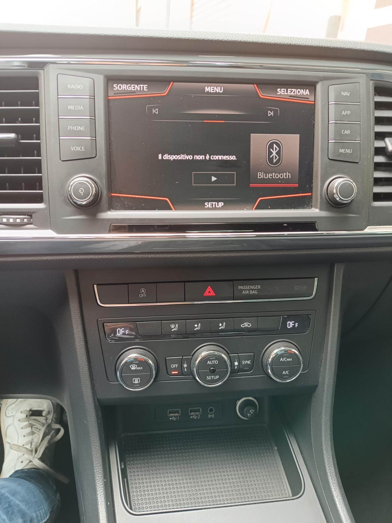 Seat Ateca 1.6 TDI 115 CV full optional navi camera