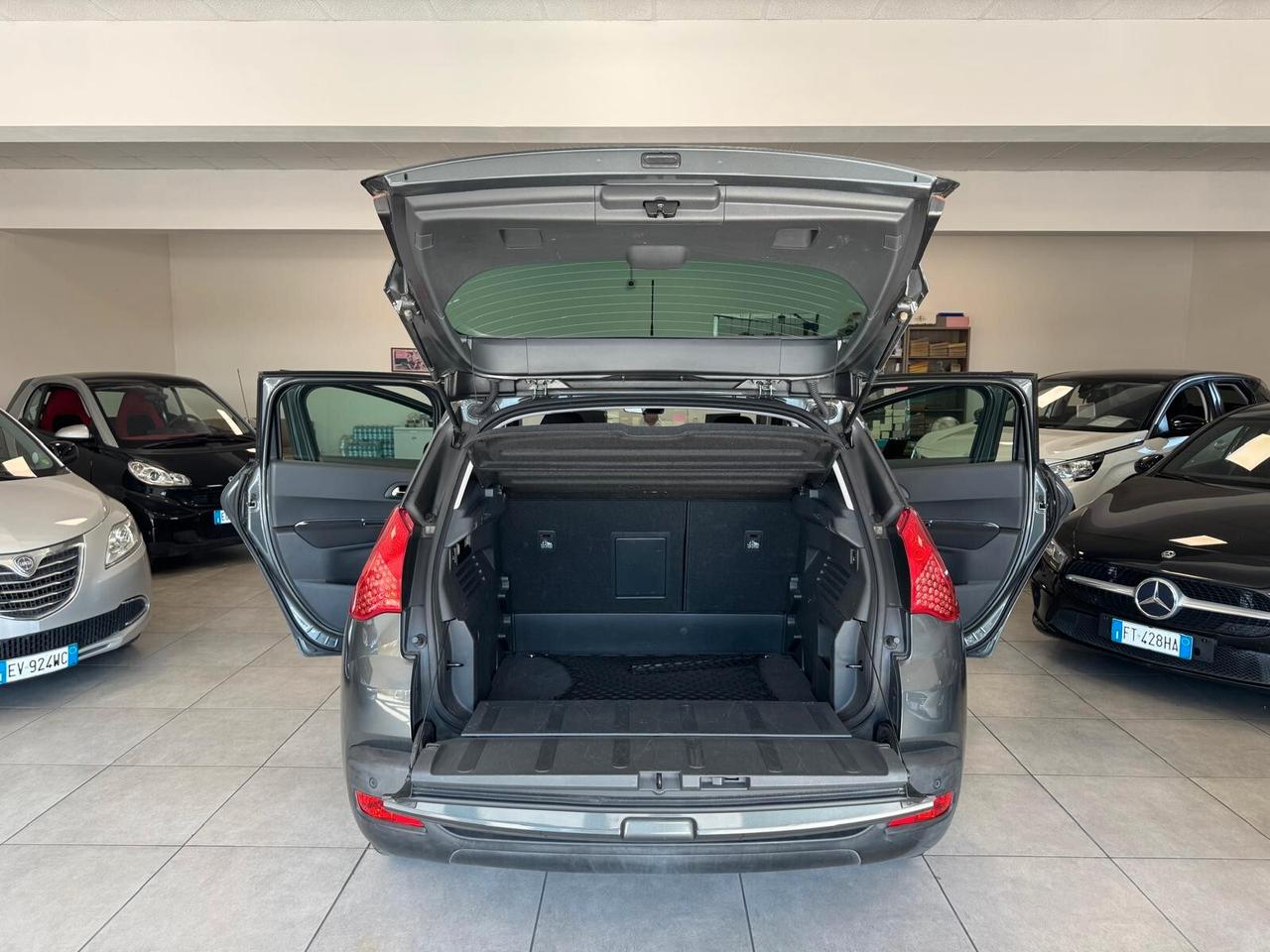 Peugeot 3008 1.6 HDI 112CV TECNO 2011