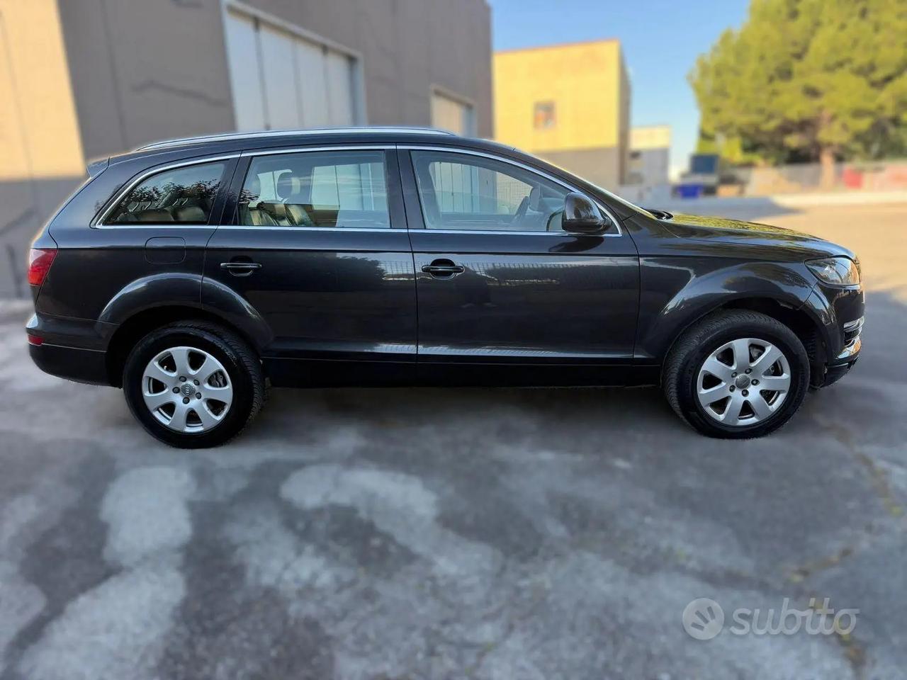 AUDI Q7 3.0 TDI 7 POST 2008 12 MESI DI GARANZIA
