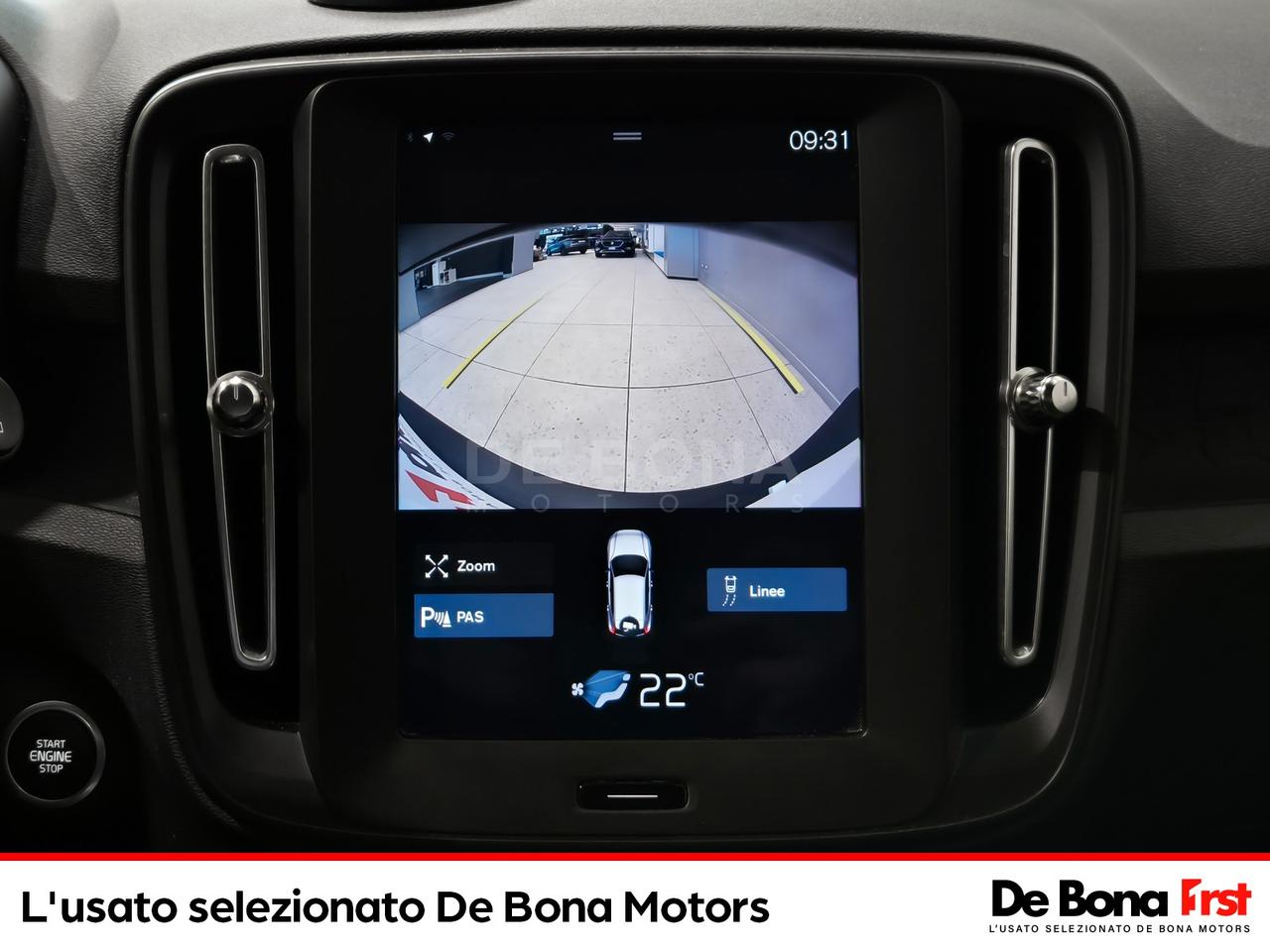 Volvo XC40 1.5 t3 momentum core 163cv my21