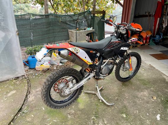 Ktm 450 exc ( avviamento elettrico+ pedale)