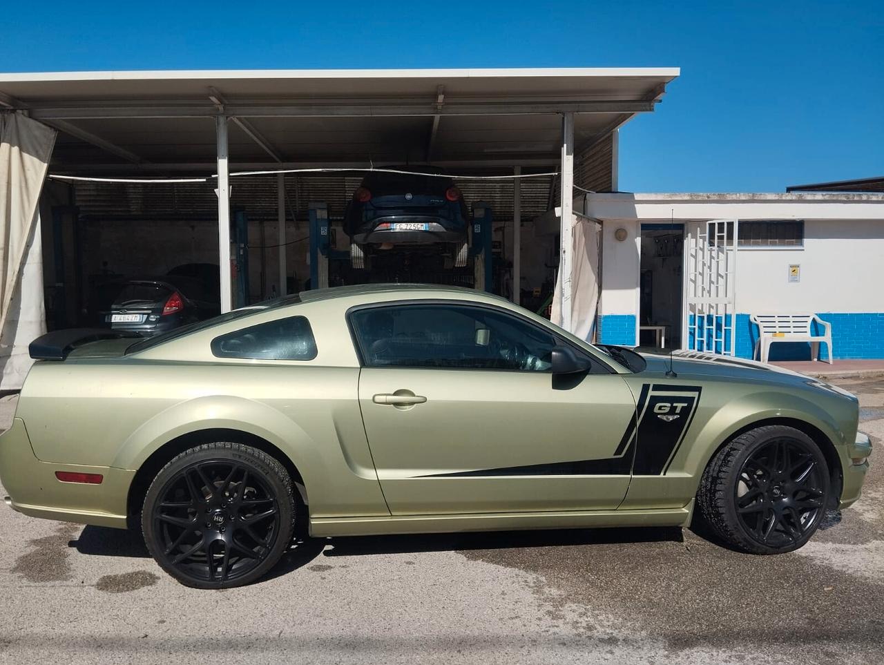 Ford Mustang '15-'24 - 2011