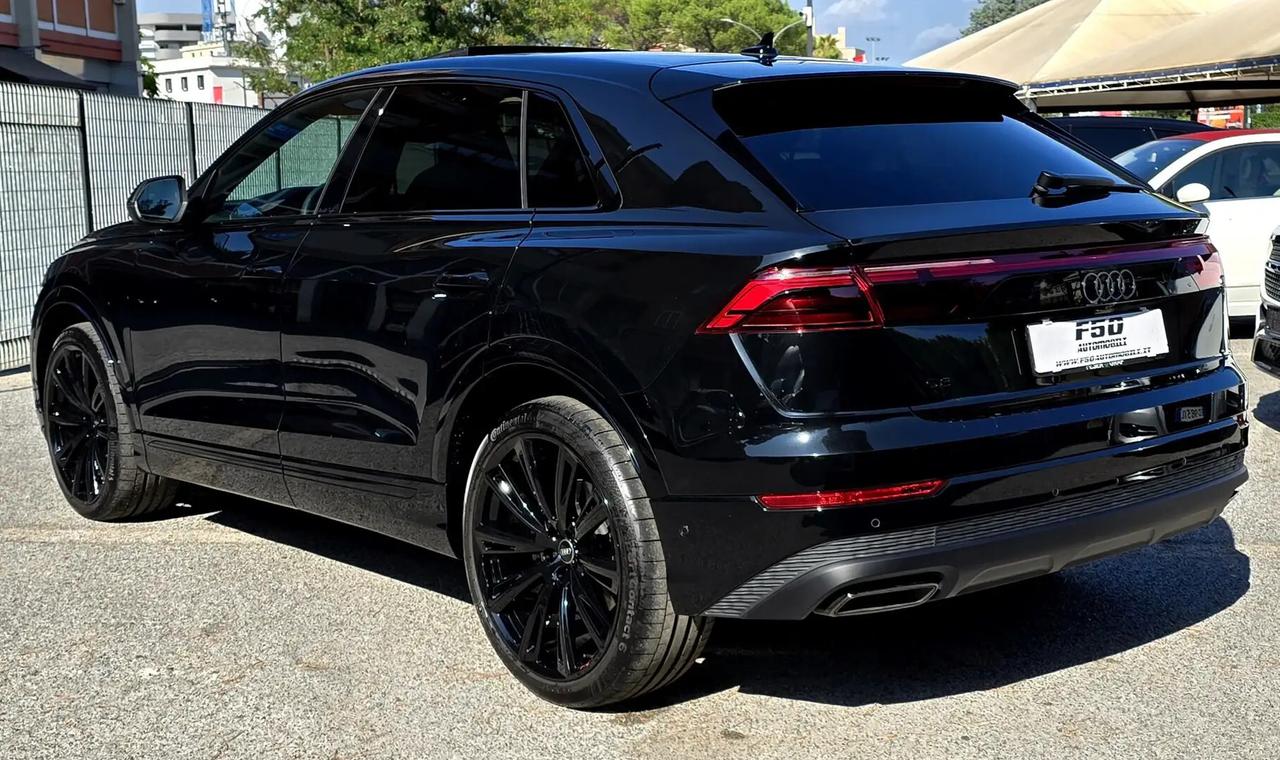 Audi Q8 3.0 tdi mhev S line edition Matrix B&O Tetto