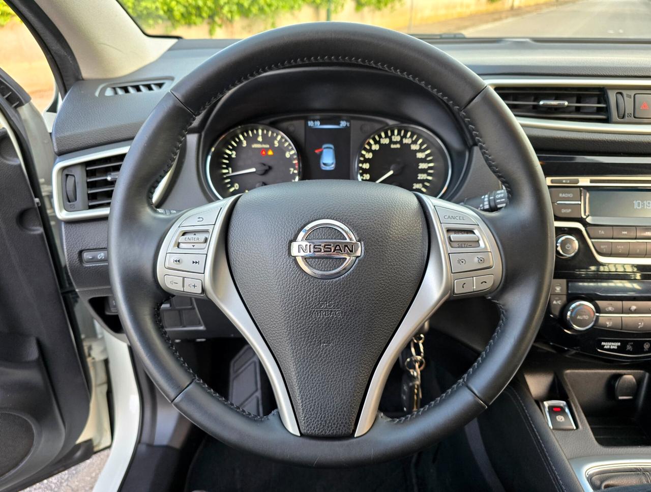 NISSAN QASHQAI RESTYLING CON SOLI 137.000KM NUOVA