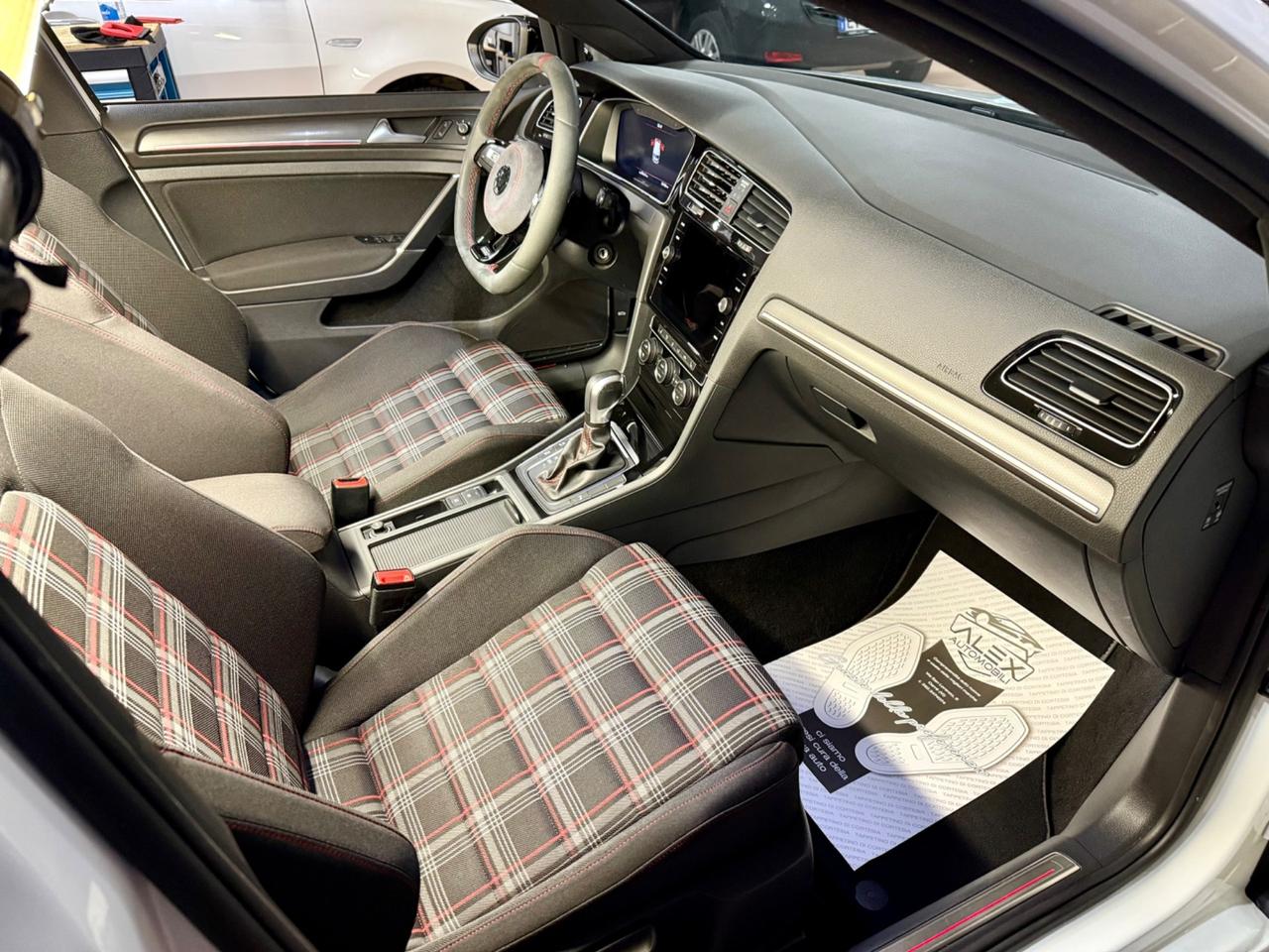 VW Golf Vll GTI 2.0TSI 245cv DSG E6