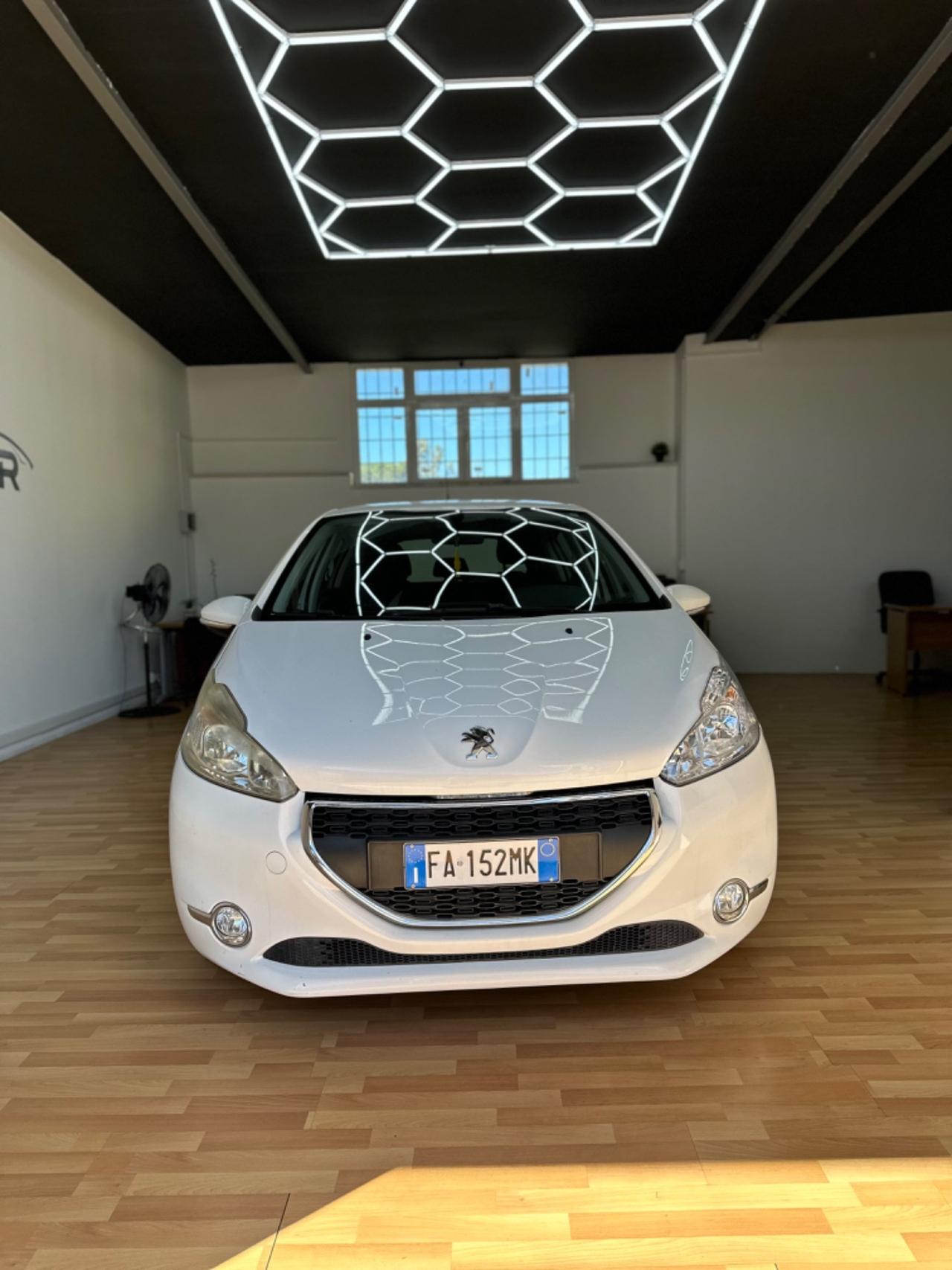 Peugeot 208 1.4 VTi 95 CV 5p. GPL Active