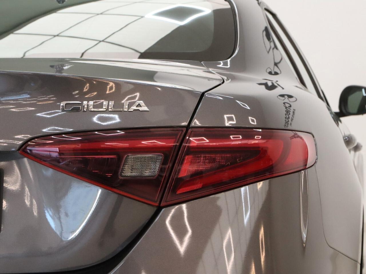 ALFA ROMEO GIULIA 2021 2.2 t 160cv auto IVA ESPOSTA