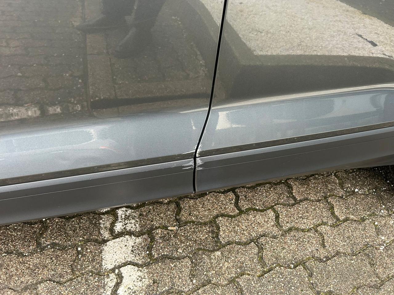 Volkswagen T-Roc 1.6 tdi GRANDINATA