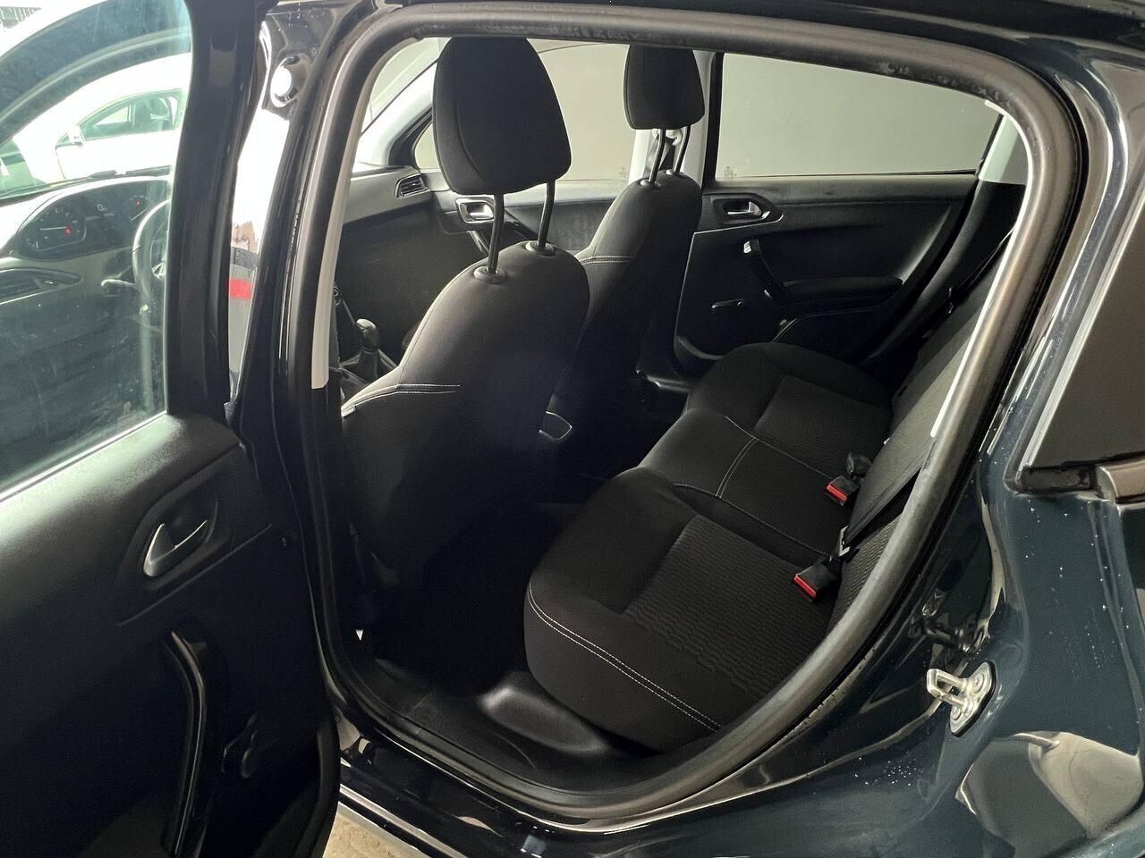 Peugeot 208 PureTech 82 5 porte Active