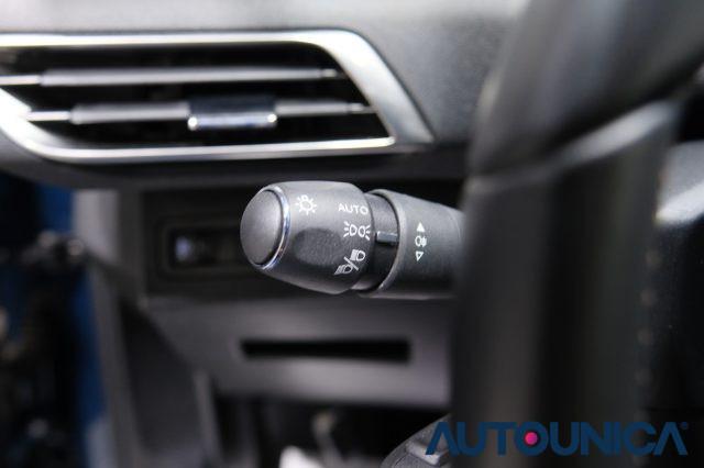 PEUGEOT 3008 HYBRID 180 E-EAT8 ALLURE PACK FULL LED