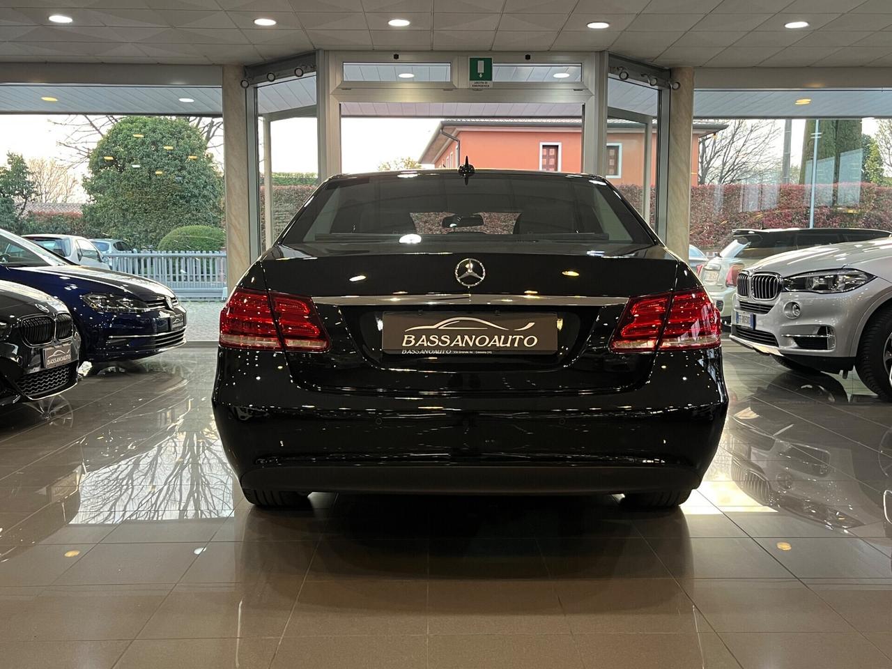 Mercedes-benz E 200 2.2 bt Premium auto