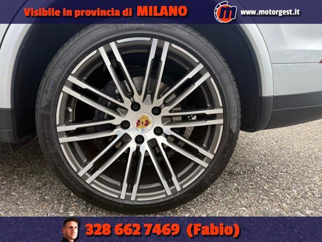 PORSCHE Cayenne 3.0 Diesel Platinum Edition