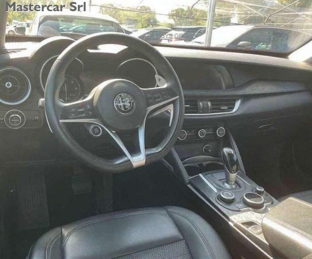 ALFA ROMEO Stelvio 2.2 t 210cv AT8 Q4 Executive - 19" - FY665PJ