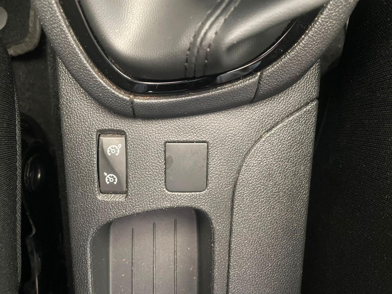 Renault Clio dCi 8V 75 CV Start&Stop 5 porte Energy Intens