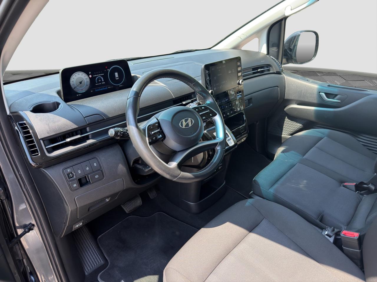 HYUNDAI Staria 2.2 AT AWD 9 posti Wagon