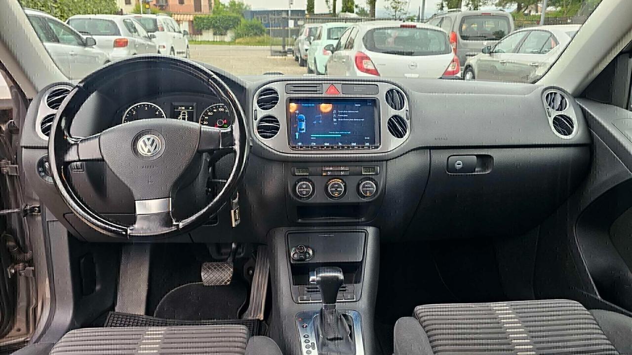 Volkswagen Tiguan 2.0 TDI DPF 4MOTION DSG Sport & Style