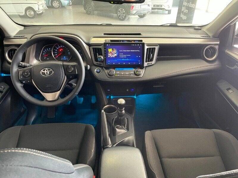 Toyota RAV4 RAV4 2.0 D-4D 4WD Style White Ed.