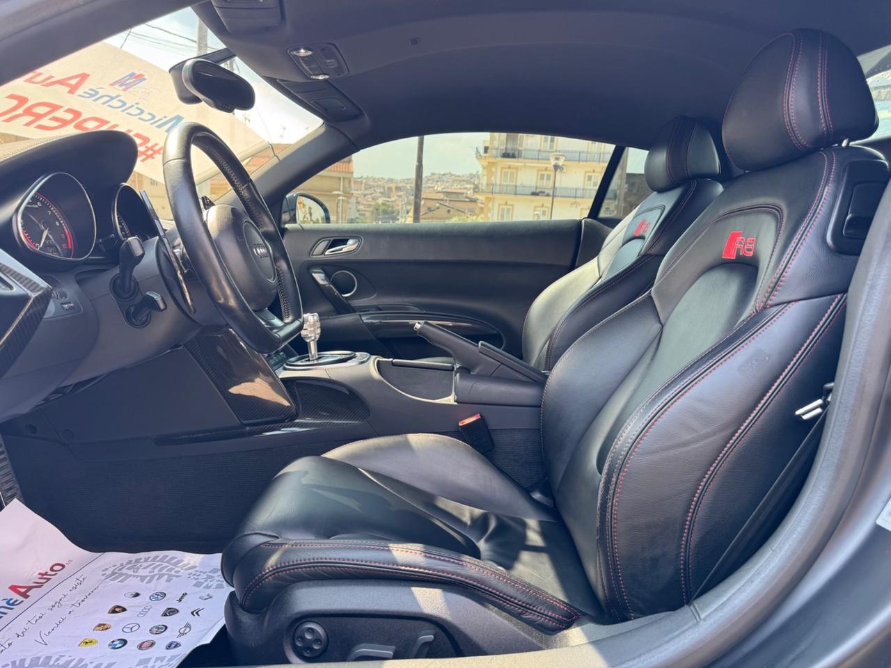 AUDI R8 5.2 V10 525 CV R-TRONIC FULL CARBON