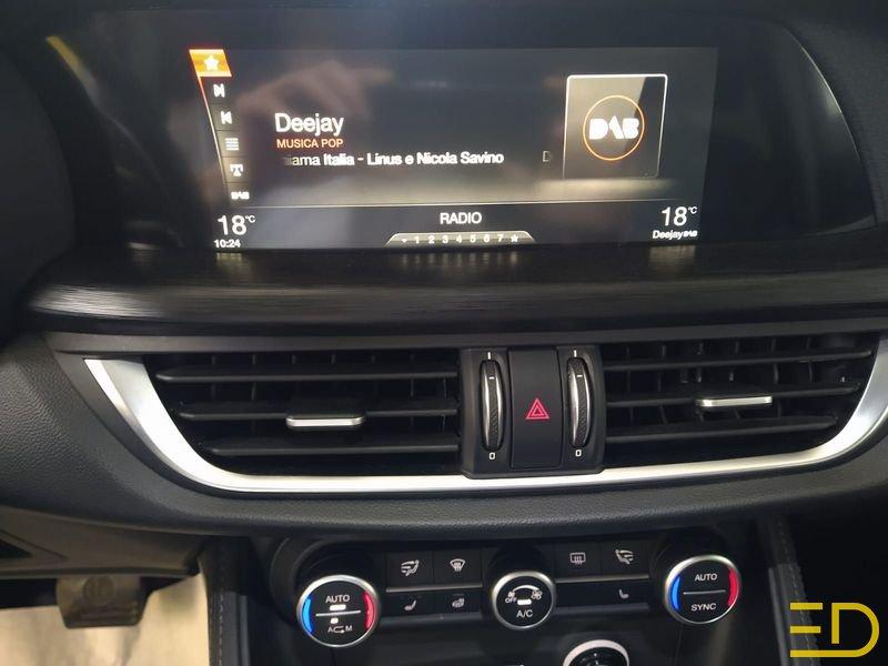 Alfa Romeo Stelvio Stelvio 2.2 t Super rwd 180cv auto