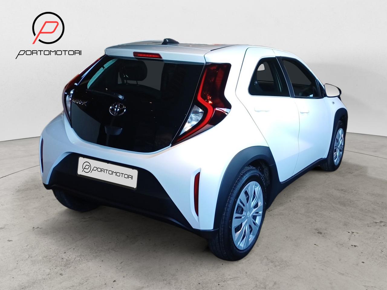 TOYOTA Aygo X - Aygo X 1.0 VVT-i 72 CV 5 porte Active