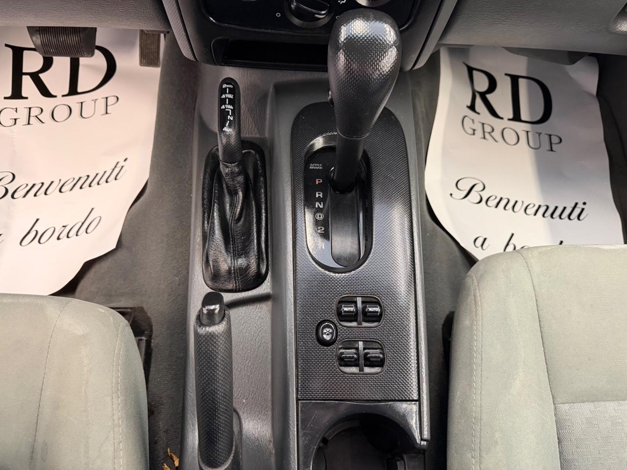 Jeep Cherokee 2.8 CRD Sport automatica