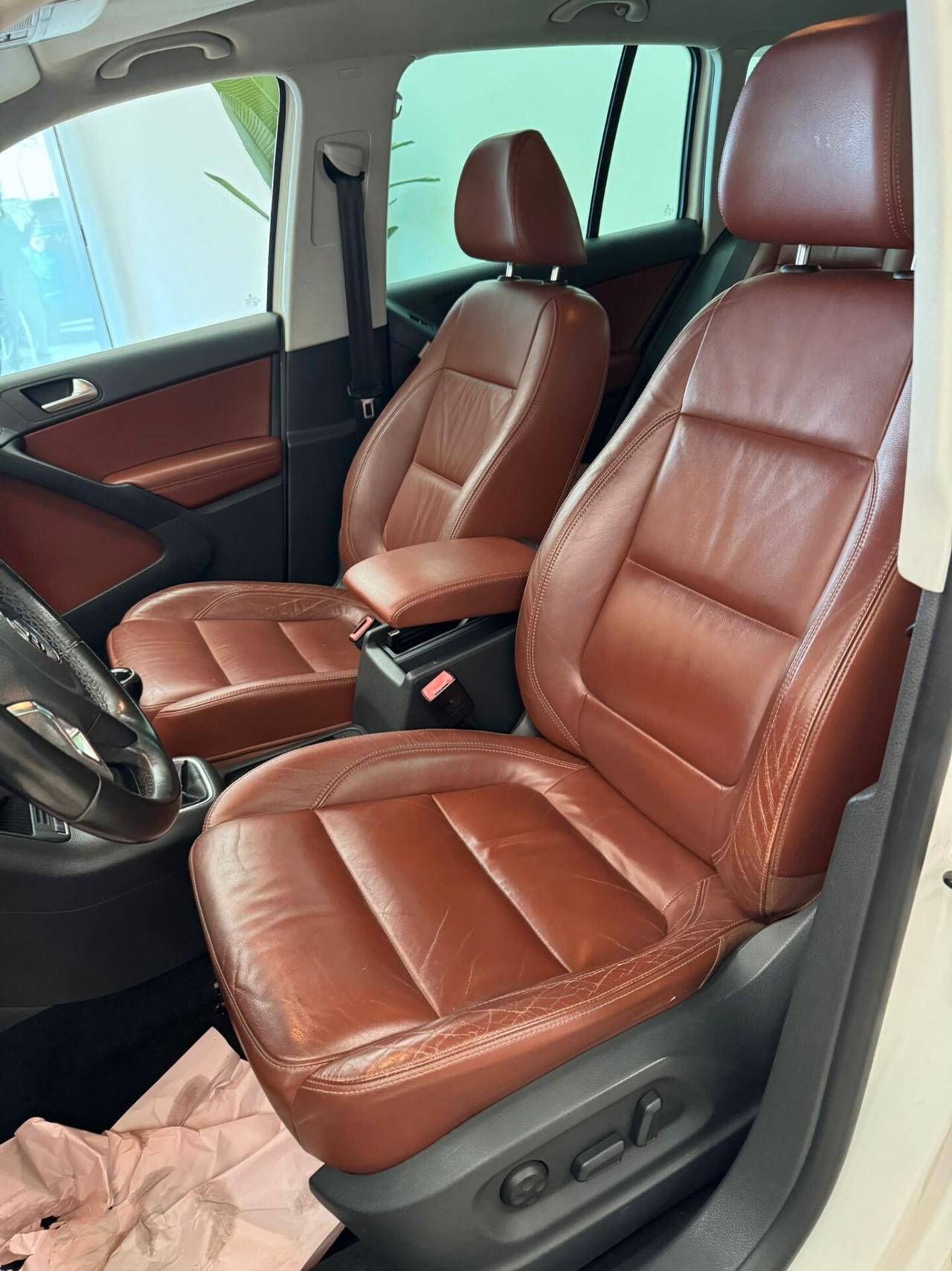 Volkswagen Tiguan 2.0 TDI 170 CV DPF 4MOTION Sport & Style