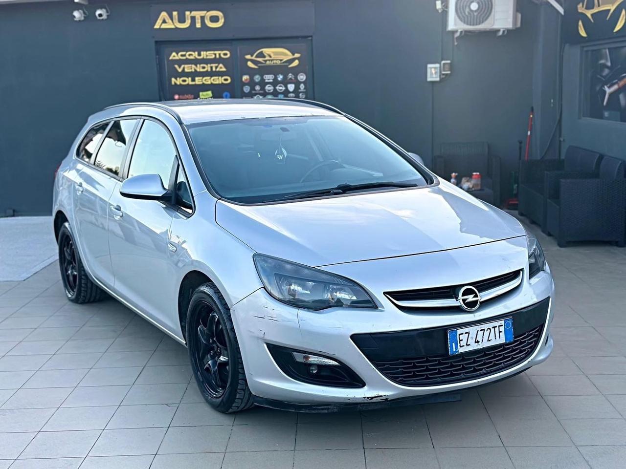Opel Astra 1.4 Turbo 140CV Sports Tourer GPL Tech Elective