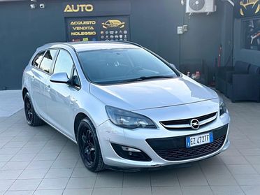 Opel Astra 1.4 Turbo 140CV Sports Tourer GPL Tech Elective