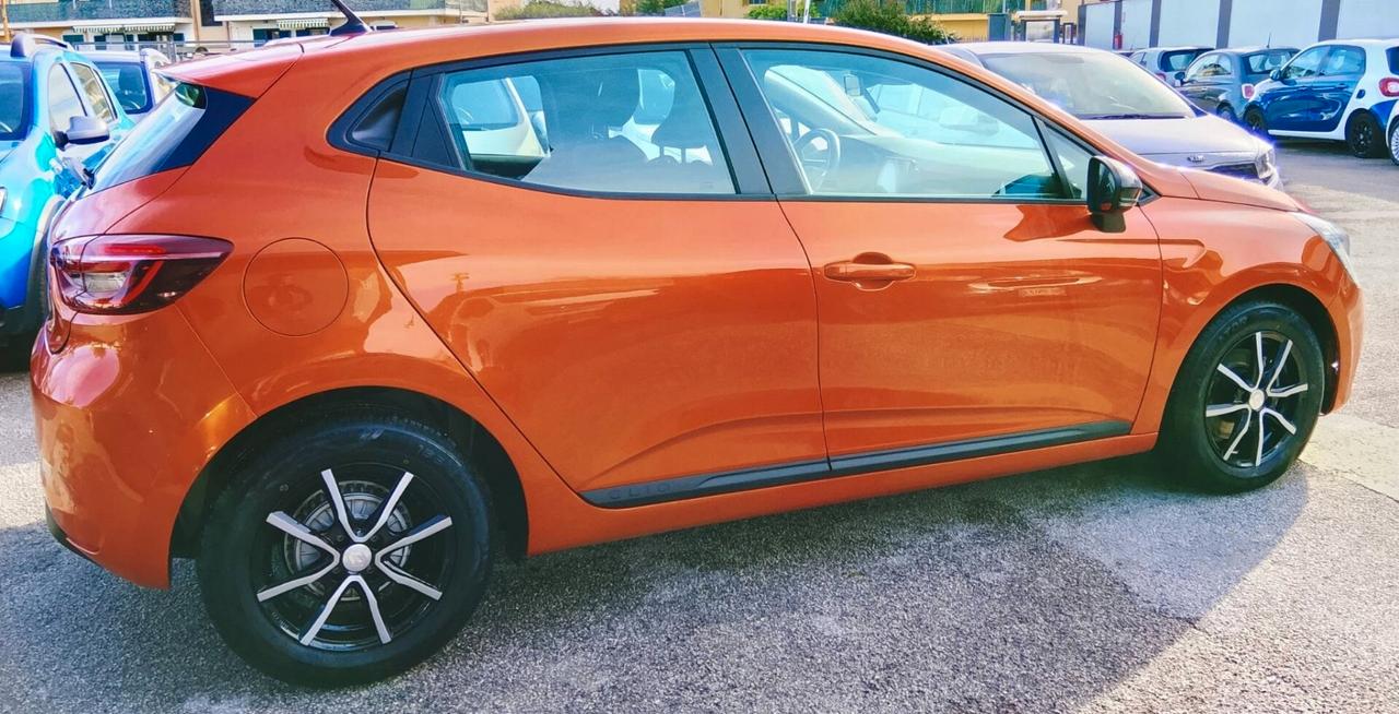 Renault Clio GPL Techno (SENZA BUSTA PAGA)