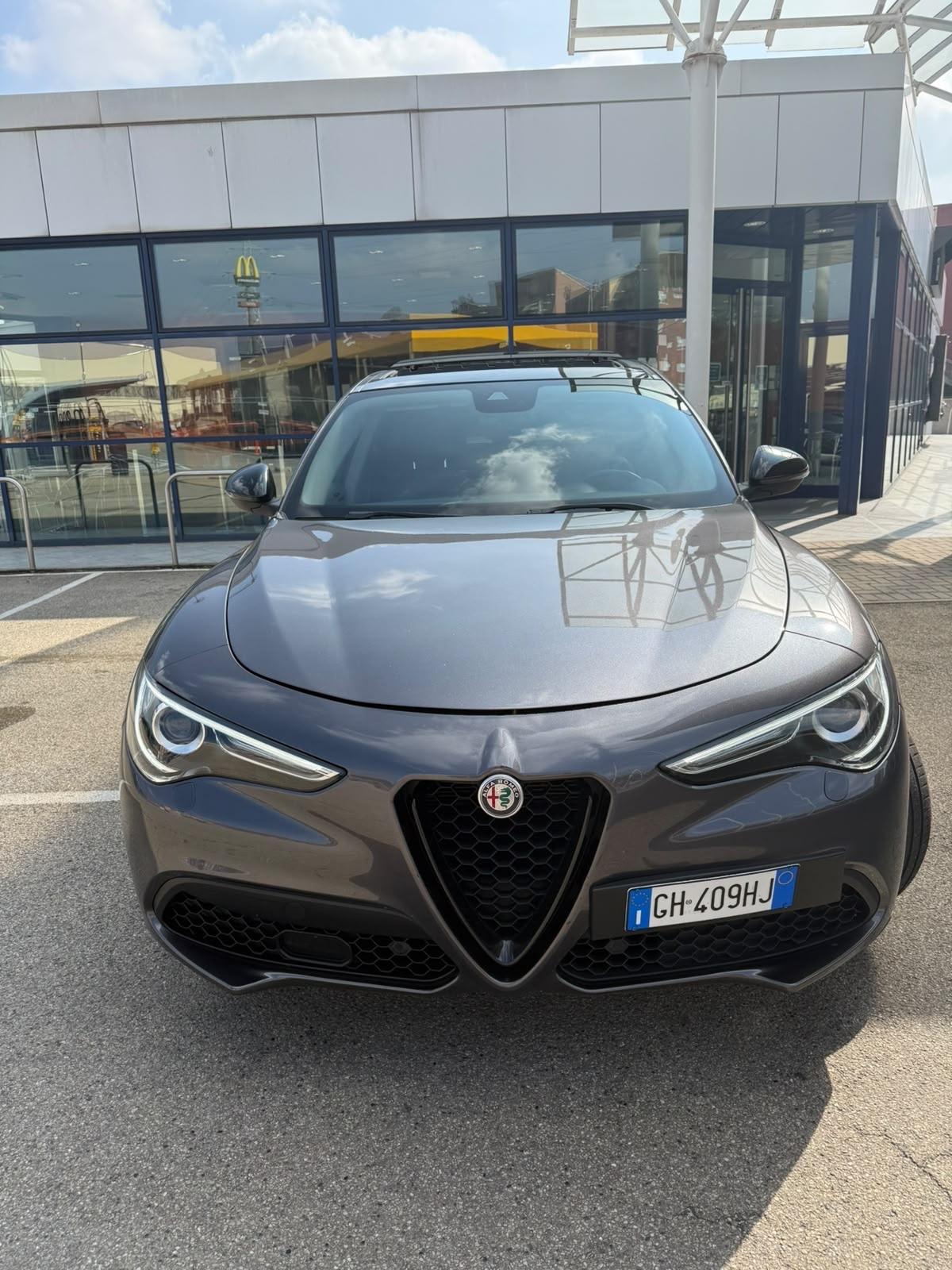 Alfa Romeo Stelvio 2.2 Turbodiesel 210 CV AT8 Q4 Veloce