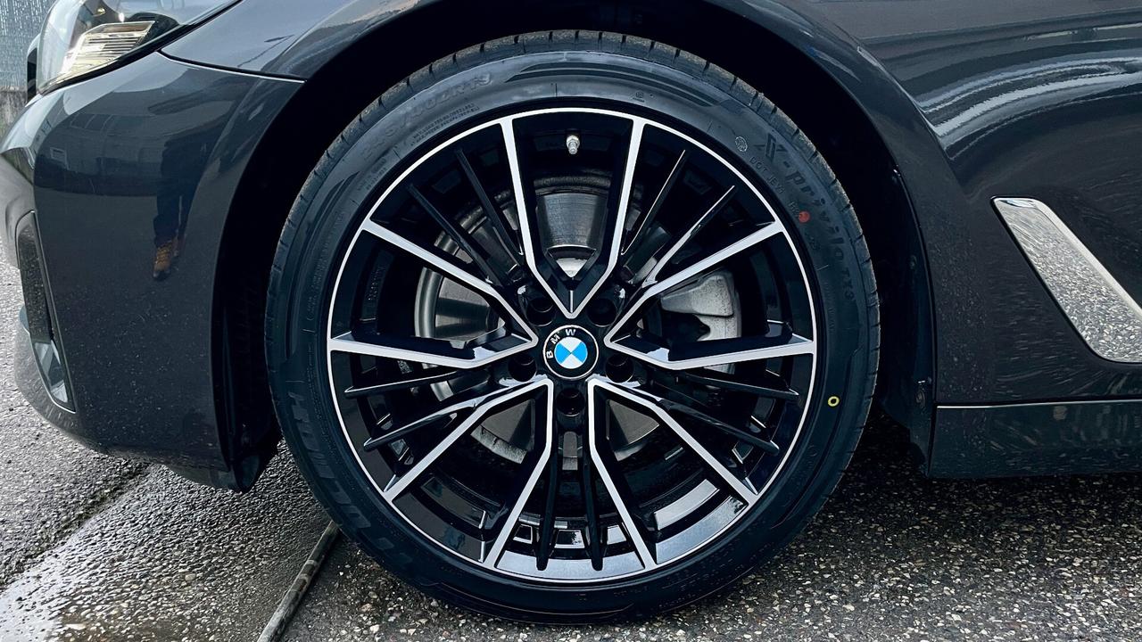 BMW 520D TOURING 2.0 LUXURY 190CV - FULL LED, PELLE, SEDILI ELETTRICI